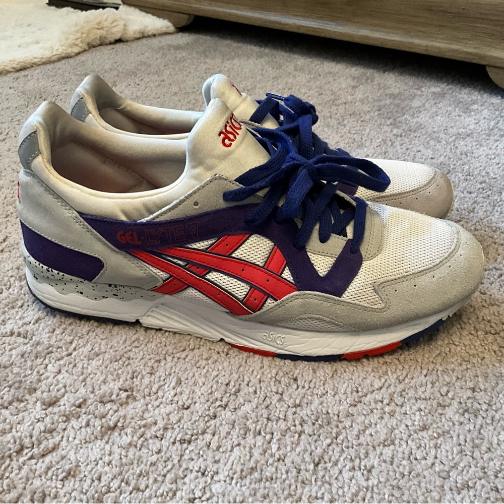 ASICS Gel Lyte V Men’s Sz 12 - Fiery Red